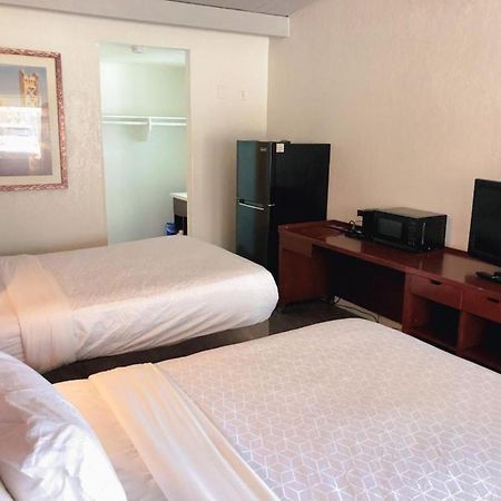 サンタクララ Super 8 By Wyndham San Jose Airportモーテル エクステリア 写真